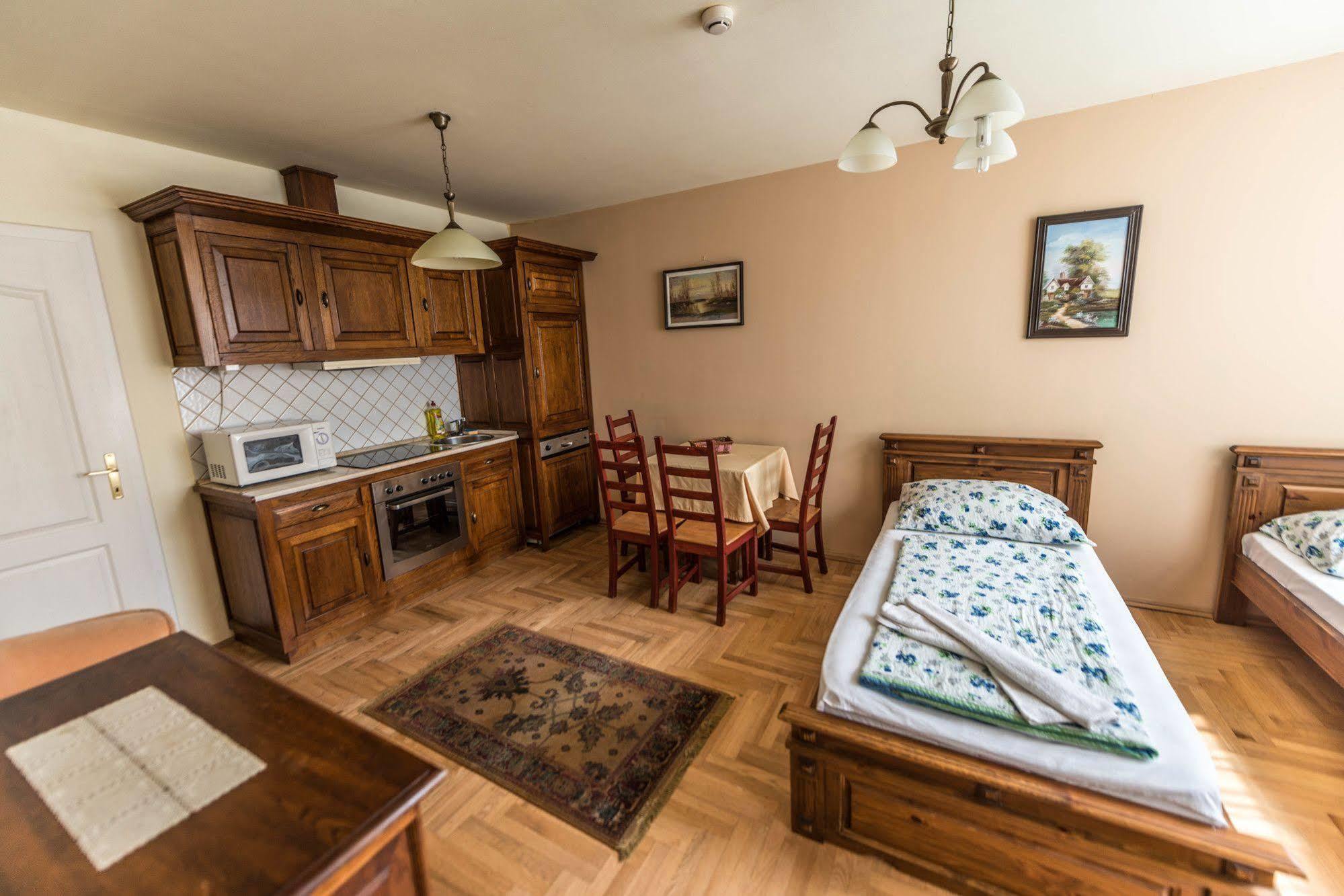 Apartment House Pater Шиофок Экстерьер фото