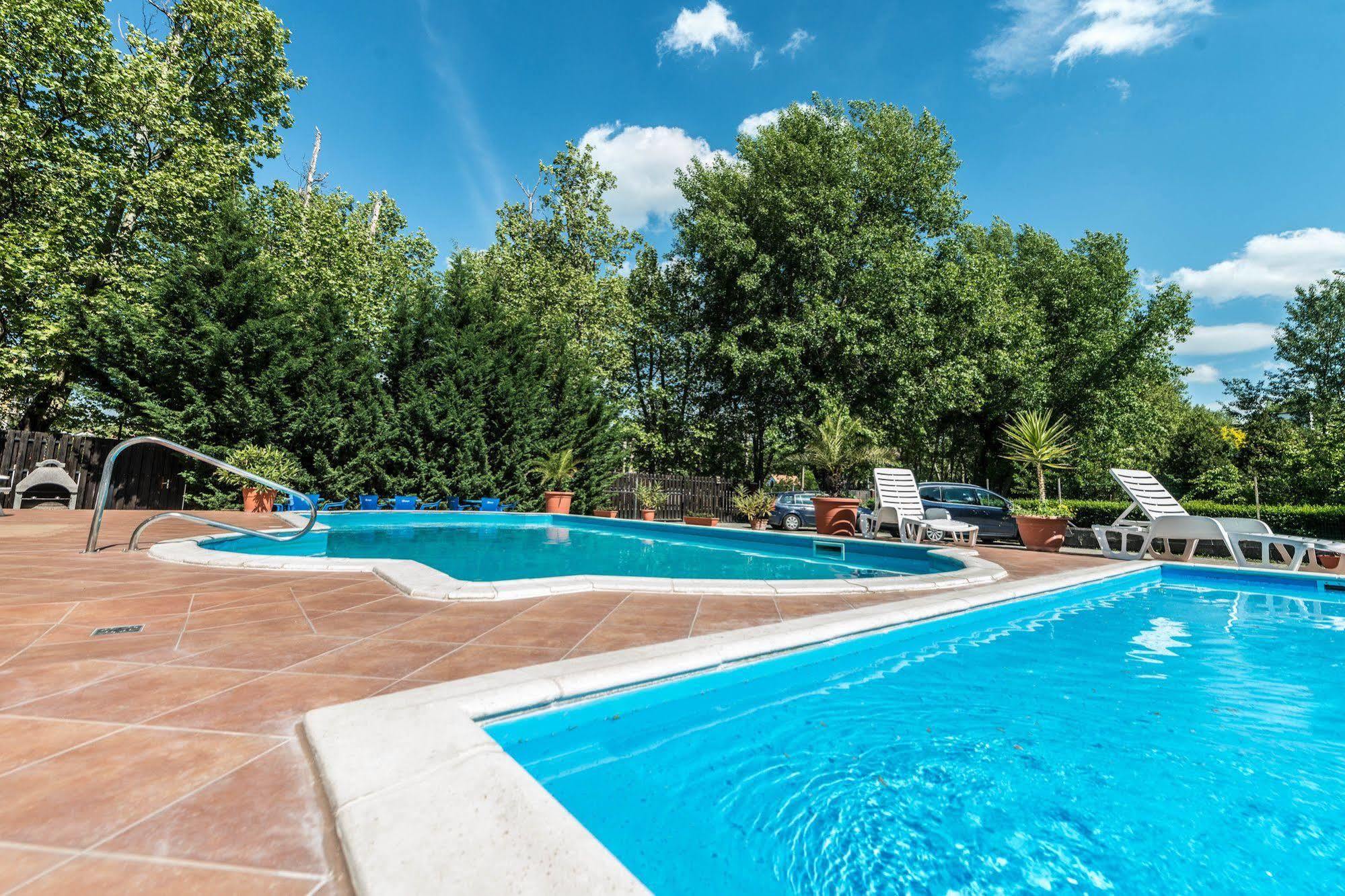 Apartment House Pater Шиофок Экстерьер фото