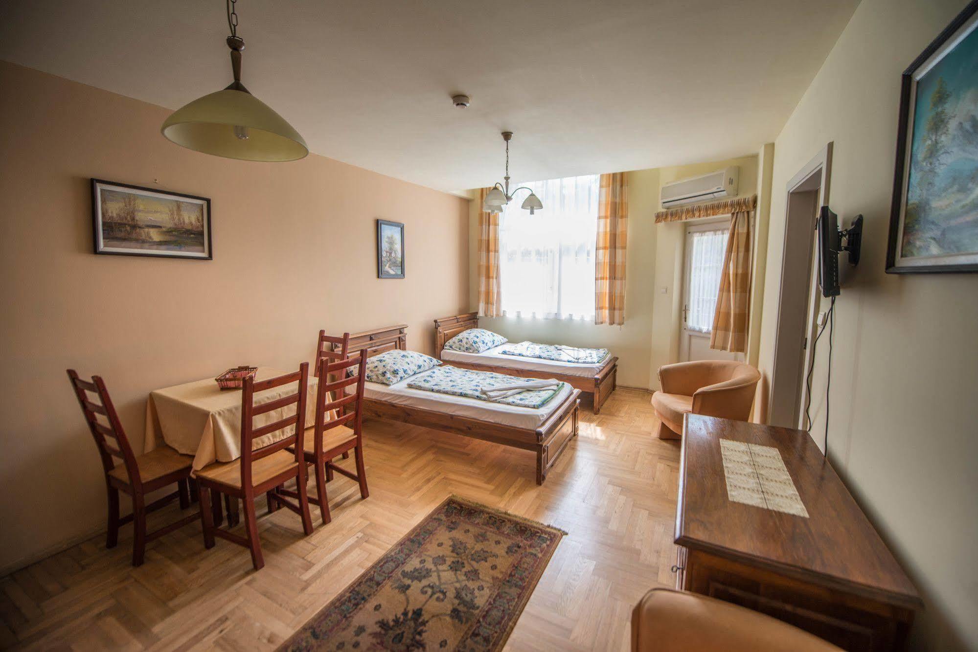 Apartment House Pater Шиофок Экстерьер фото